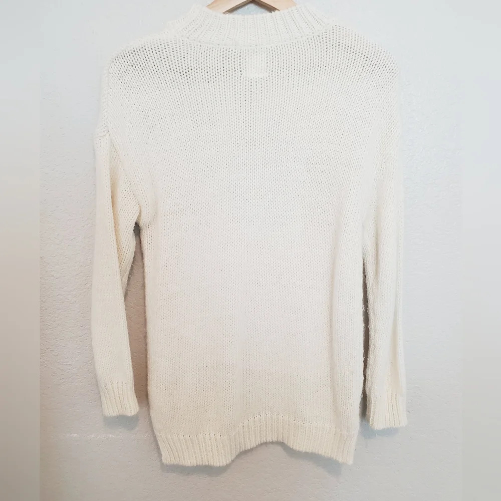 Zara Cream Crew Neck Sweater - Picture 6 of 6